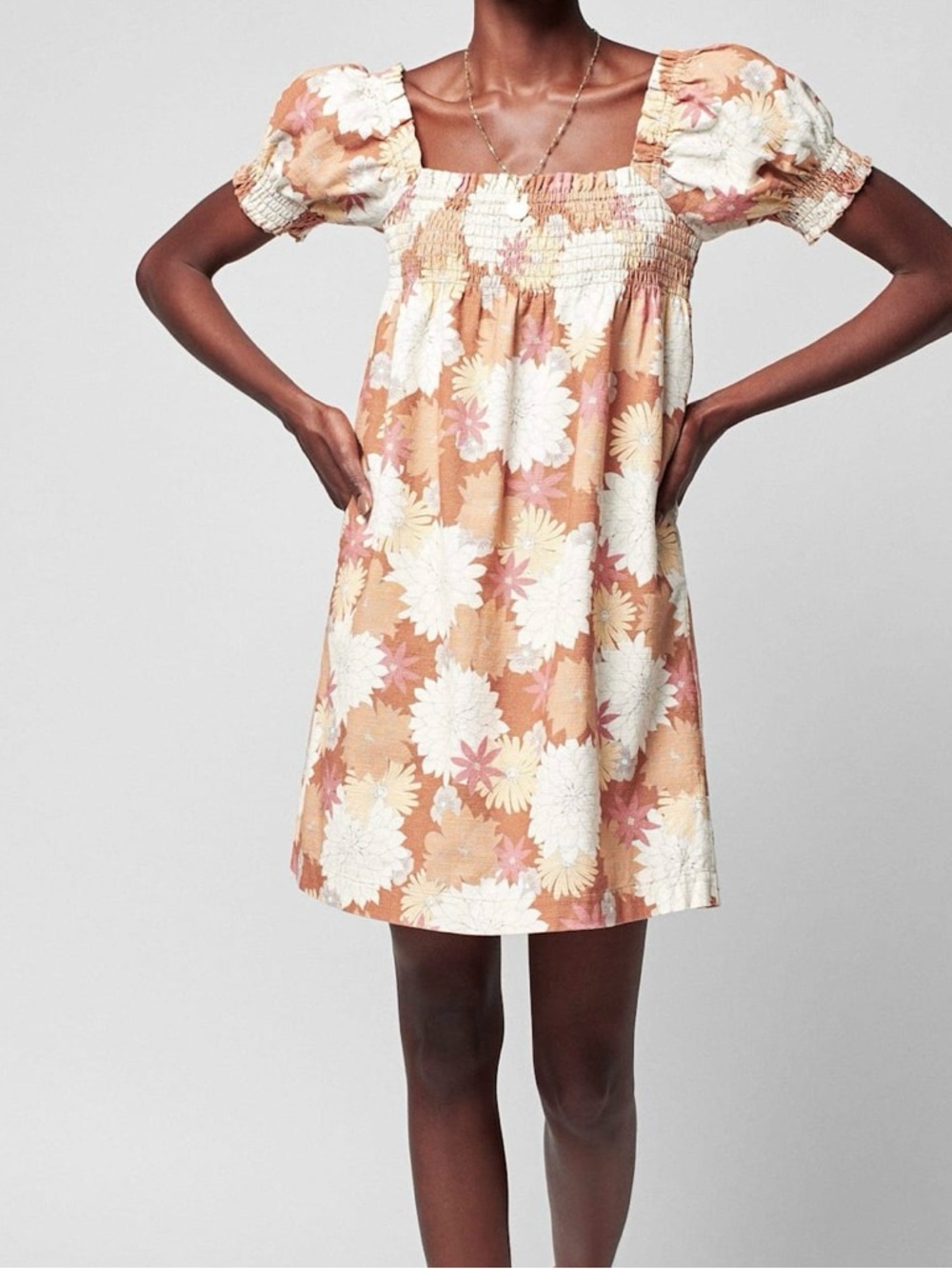 Faherty Ramona Floral Mini Dress in Warm Jicaro Island Color Medium - Picture 2 of 6